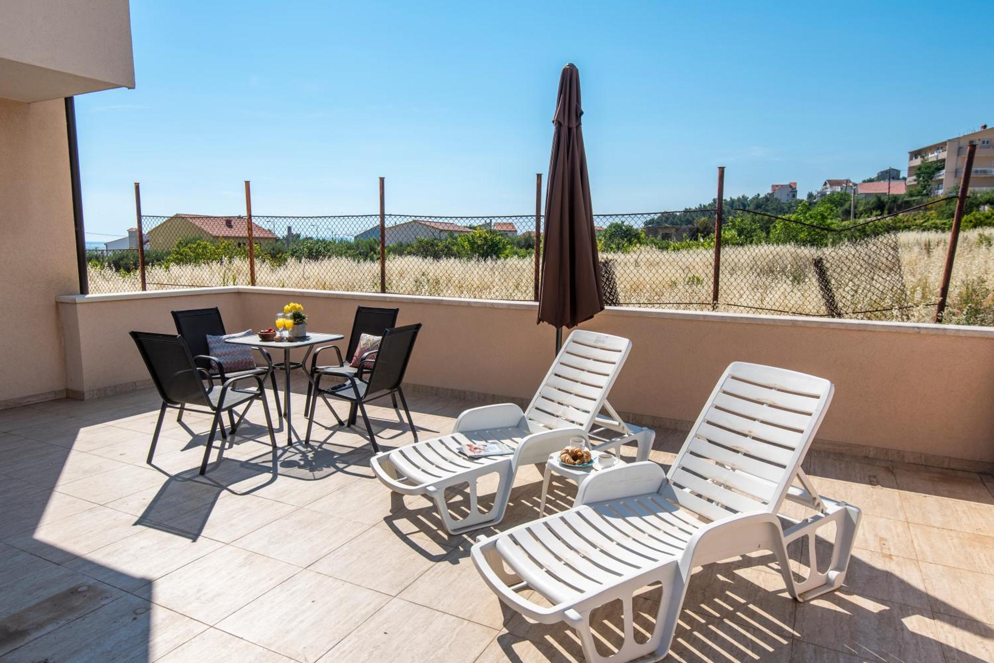 San Marian Apartments Подстрана Екстериор снимка